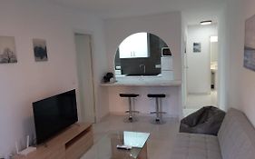 Fantástico Apartamento a 50m de playa Colon y Paseo